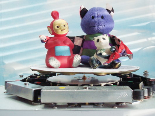  Vid�o : l�vitation d'une plateforme libre en rotation 